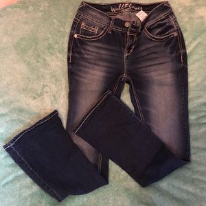 NWOT Wallflower Curvy High Waist Bootcut Jeans 3